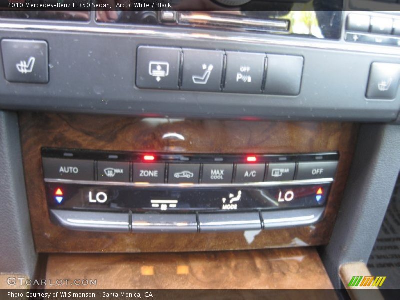 Arctic White / Black 2010 Mercedes-Benz E 350 Sedan