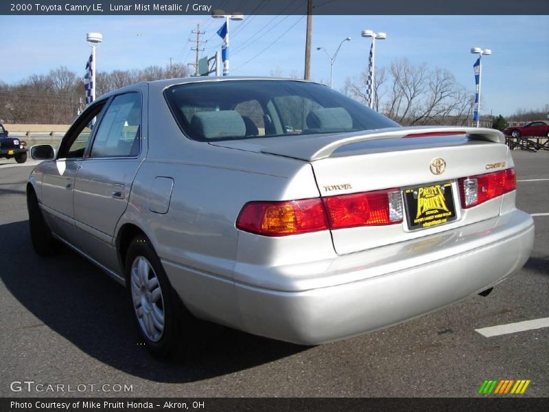 Lunar Mist Metallic / Gray 2000 Toyota Camry LE