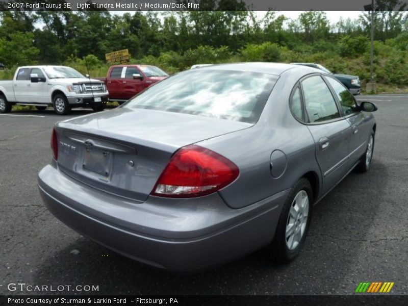 Light Tundra Metallic / Medium/Dark Flint 2007 Ford Taurus SE