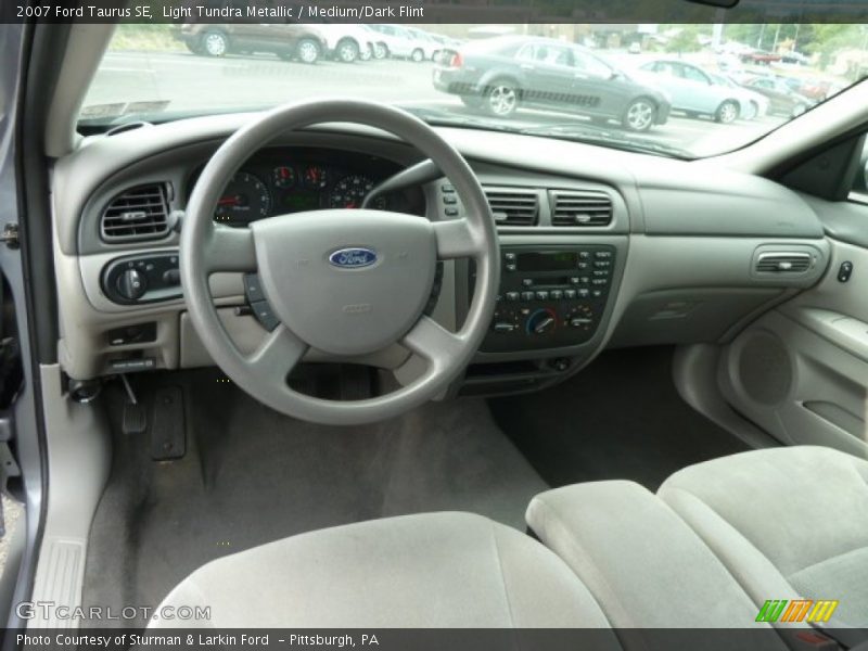 Light Tundra Metallic / Medium/Dark Flint 2007 Ford Taurus SE