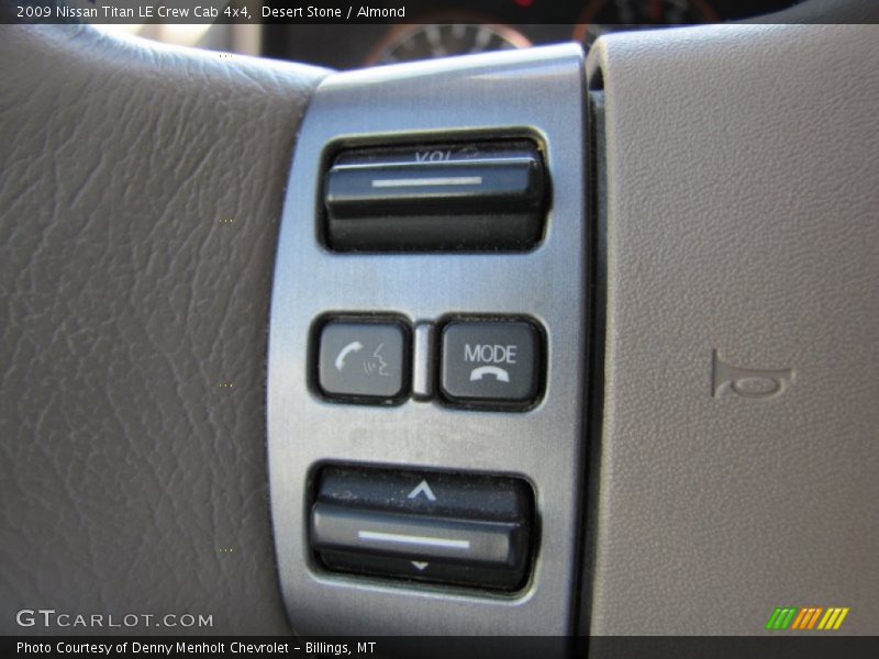 Controls of 2009 Titan LE Crew Cab 4x4