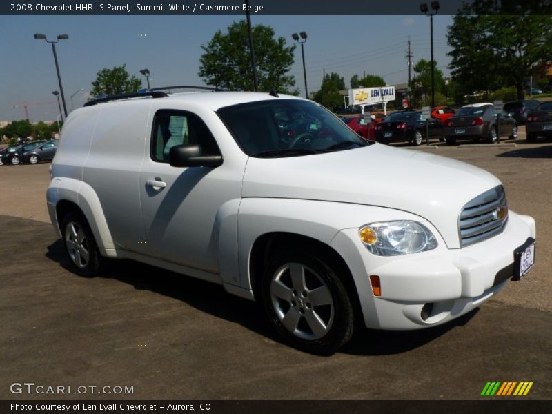 Front 3/4 View of 2008 HHR LS Panel