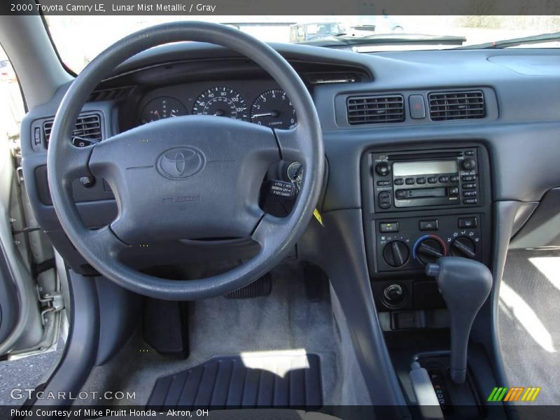 Lunar Mist Metallic / Gray 2000 Toyota Camry LE