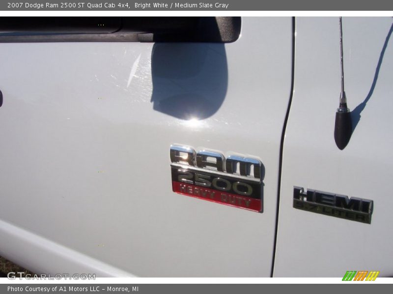 Bright White / Medium Slate Gray 2007 Dodge Ram 2500 ST Quad Cab 4x4