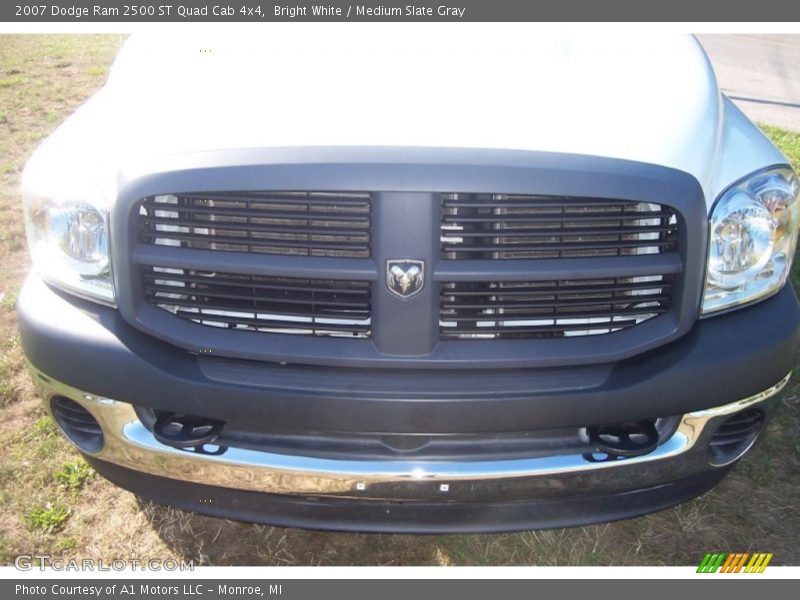 Bright White / Medium Slate Gray 2007 Dodge Ram 2500 ST Quad Cab 4x4