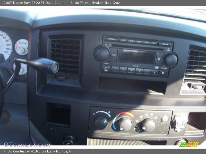 Bright White / Medium Slate Gray 2007 Dodge Ram 2500 ST Quad Cab 4x4