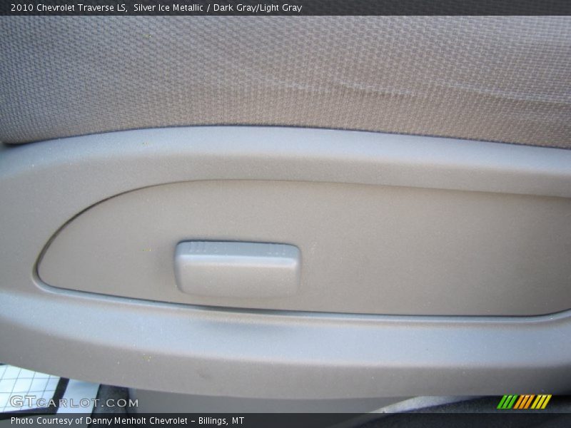 Silver Ice Metallic / Dark Gray/Light Gray 2010 Chevrolet Traverse LS