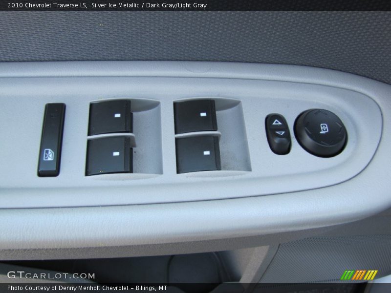 Silver Ice Metallic / Dark Gray/Light Gray 2010 Chevrolet Traverse LS