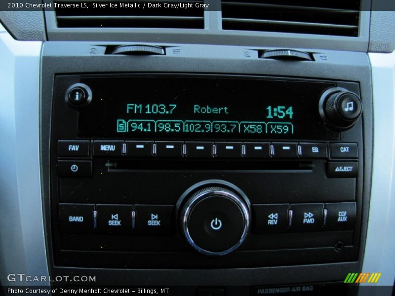 Silver Ice Metallic / Dark Gray/Light Gray 2010 Chevrolet Traverse LS