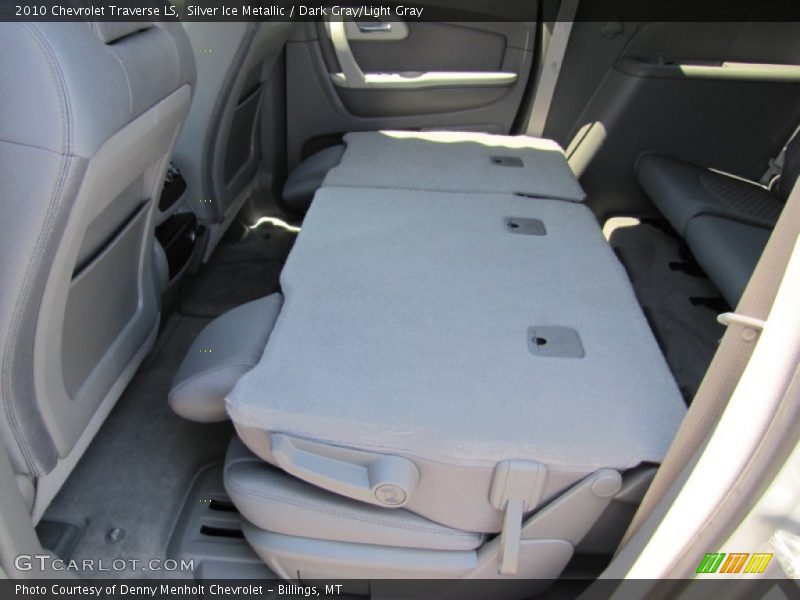 Silver Ice Metallic / Dark Gray/Light Gray 2010 Chevrolet Traverse LS