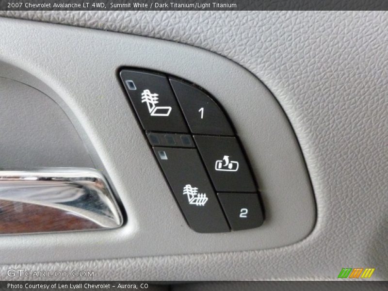 Summit White / Dark Titanium/Light Titanium 2007 Chevrolet Avalanche LT 4WD