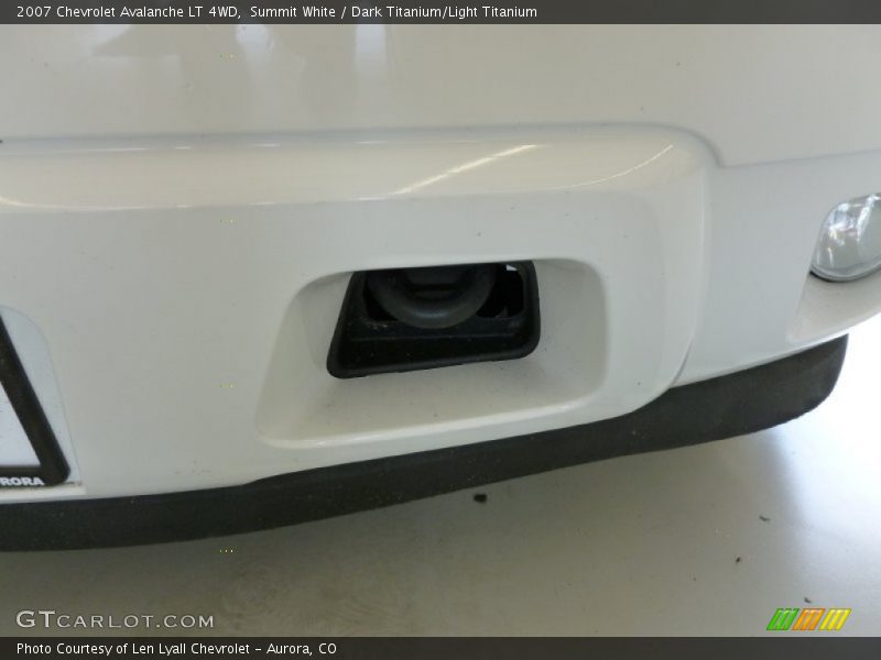 Summit White / Dark Titanium/Light Titanium 2007 Chevrolet Avalanche LT 4WD