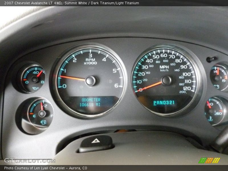 Summit White / Dark Titanium/Light Titanium 2007 Chevrolet Avalanche LT 4WD