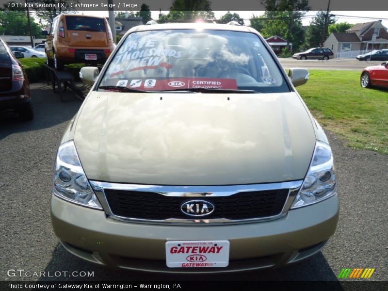 Cashmere Beige / Beige 2011 Kia Sedona LX