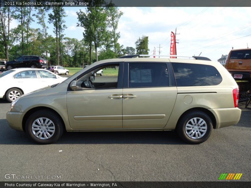 Cashmere Beige / Beige 2011 Kia Sedona LX