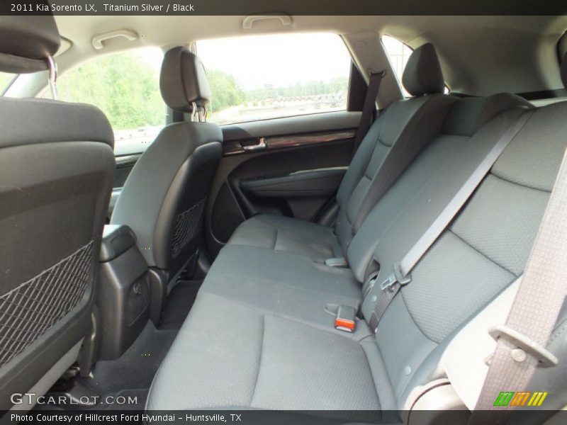 Titanium Silver / Black 2011 Kia Sorento LX