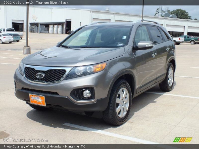 Titanium Silver / Black 2011 Kia Sorento LX