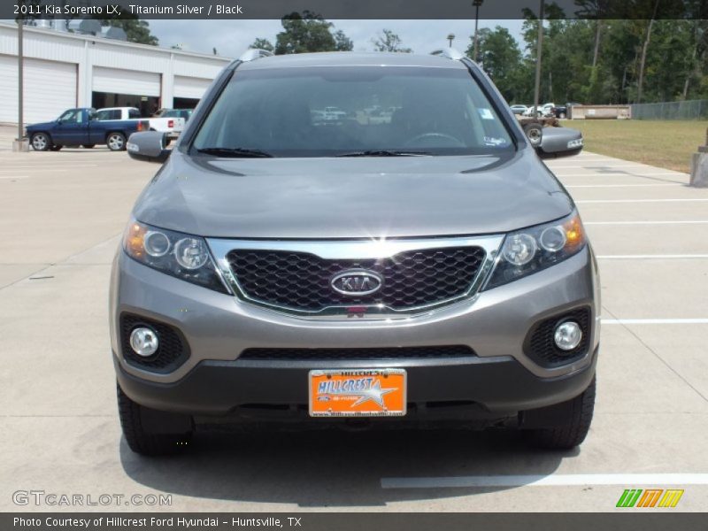 Titanium Silver / Black 2011 Kia Sorento LX