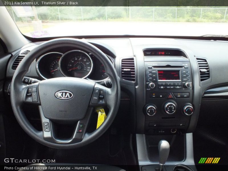Titanium Silver / Black 2011 Kia Sorento LX
