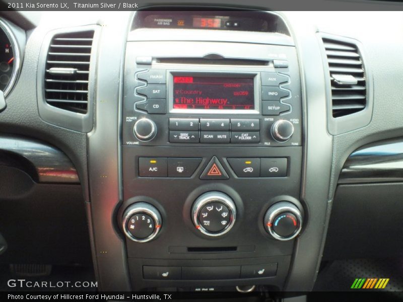 Titanium Silver / Black 2011 Kia Sorento LX