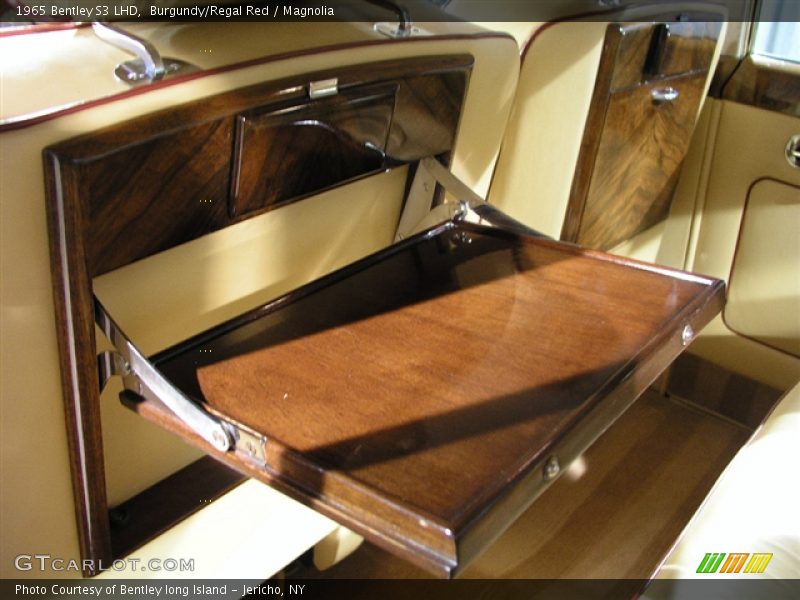 Burgundy/Regal Red / Magnolia 1965 Bentley S3 LHD