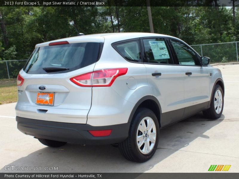 Ingot Silver Metallic / Charcoal Black 2013 Ford Escape S