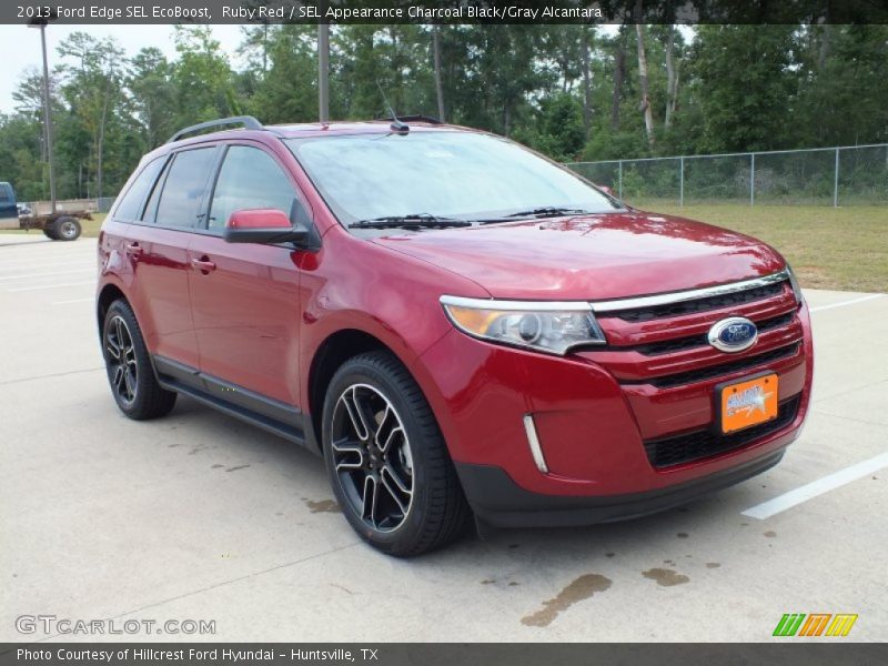 Front 3/4 View of 2013 Edge SEL EcoBoost