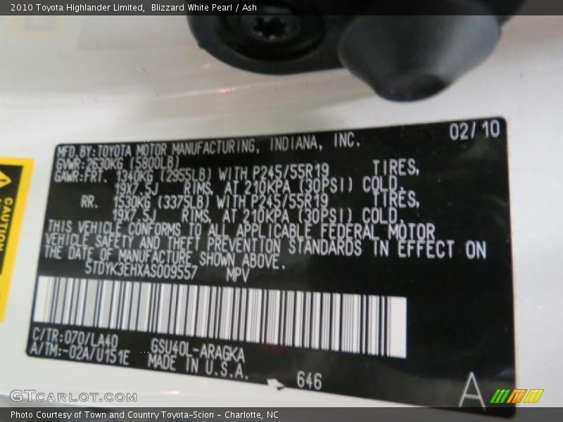 Blizzard White Pearl / Ash 2010 Toyota Highlander Limited