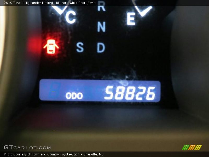 Blizzard White Pearl / Ash 2010 Toyota Highlander Limited