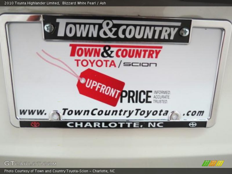 Blizzard White Pearl / Ash 2010 Toyota Highlander Limited