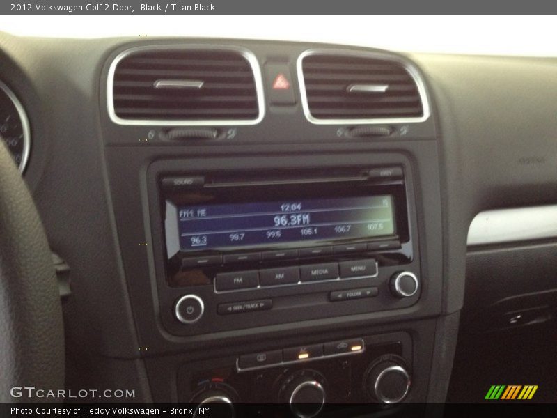 Black / Titan Black 2012 Volkswagen Golf 2 Door