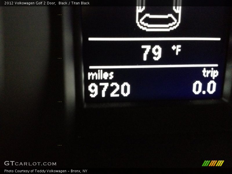 Black / Titan Black 2012 Volkswagen Golf 2 Door
