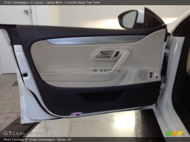Candy White / Cornsilk Beige Two Tone 2010 Volkswagen CC Luxury