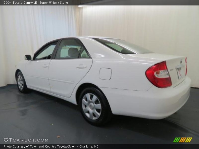 Super White / Stone 2004 Toyota Camry LE