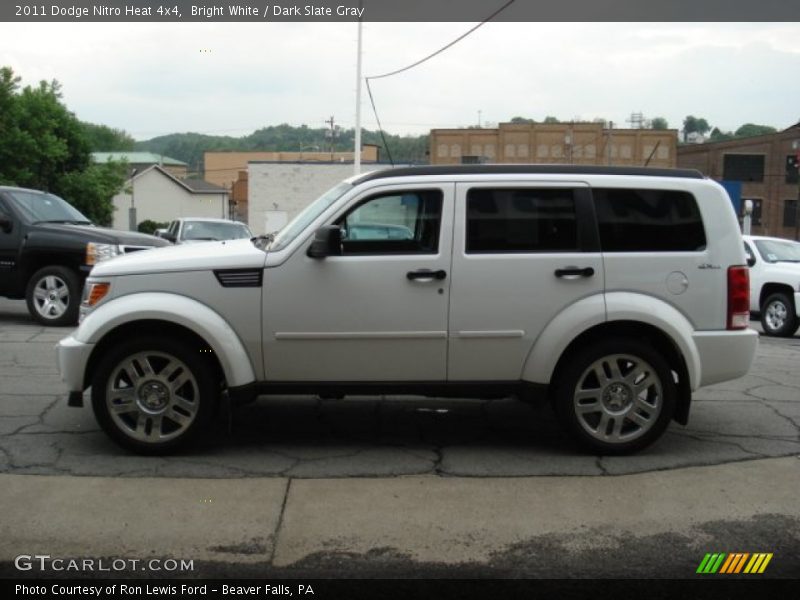 Bright White / Dark Slate Gray 2011 Dodge Nitro Heat 4x4