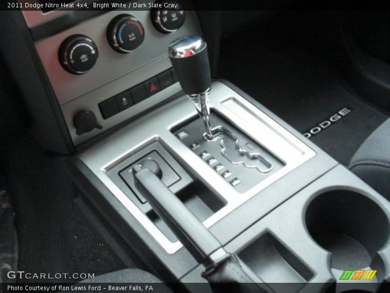 Bright White / Dark Slate Gray 2011 Dodge Nitro Heat 4x4