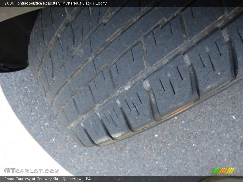 Mysterious Black / Ebony 2006 Pontiac Solstice Roadster