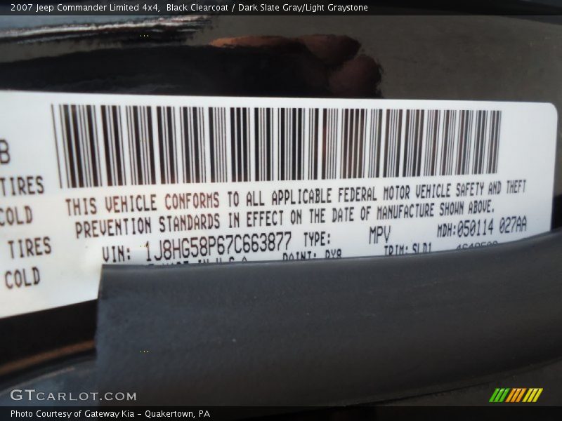 Black Clearcoat / Dark Slate Gray/Light Graystone 2007 Jeep Commander Limited 4x4