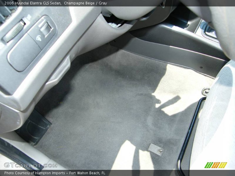 Champagne Beige / Gray 2006 Hyundai Elantra GLS Sedan