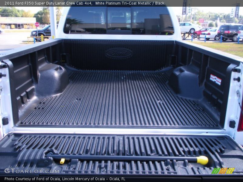White Platinum Tri-Coat Metallic / Black 2011 Ford F350 Super Duty Lariat Crew Cab 4x4