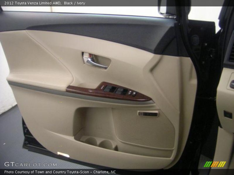 Black / Ivory 2012 Toyota Venza Limited AWD