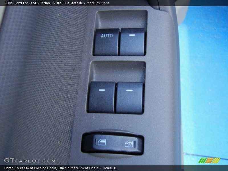 Vista Blue Metallic / Medium Stone 2009 Ford Focus SES Sedan