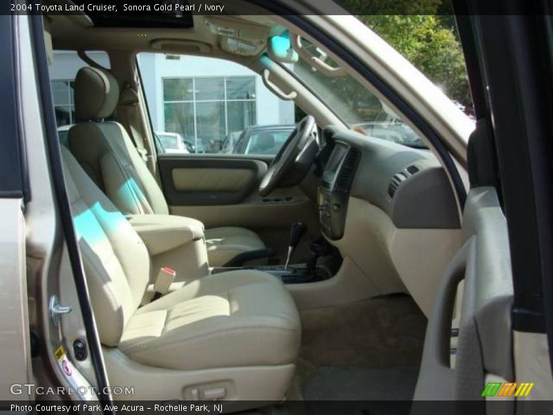 Sonora Gold Pearl / Ivory 2004 Toyota Land Cruiser