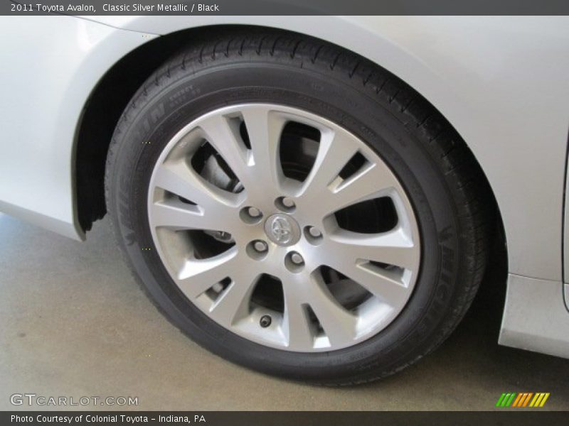 Classic Silver Metallic / Black 2011 Toyota Avalon
