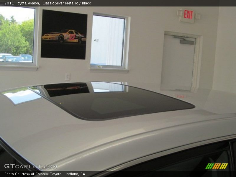 Classic Silver Metallic / Black 2011 Toyota Avalon