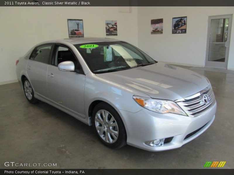 Classic Silver Metallic / Black 2011 Toyota Avalon