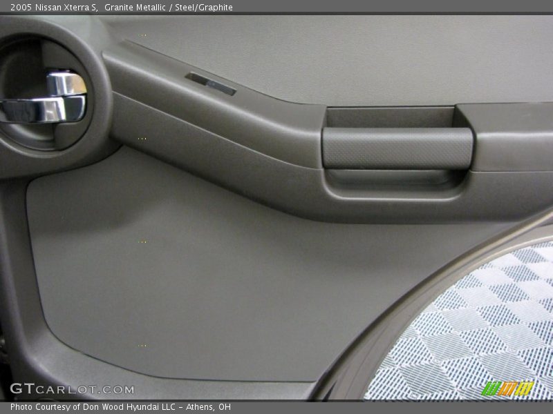 Granite Metallic / Steel/Graphite 2005 Nissan Xterra S