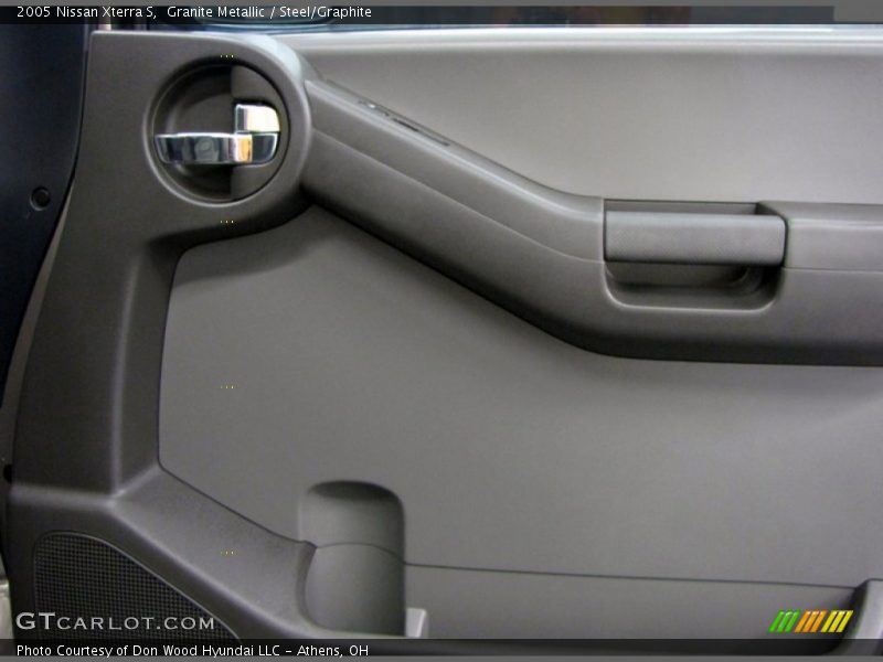 Granite Metallic / Steel/Graphite 2005 Nissan Xterra S