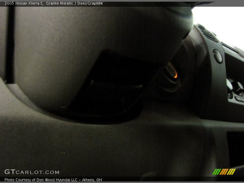 Granite Metallic / Steel/Graphite 2005 Nissan Xterra S
