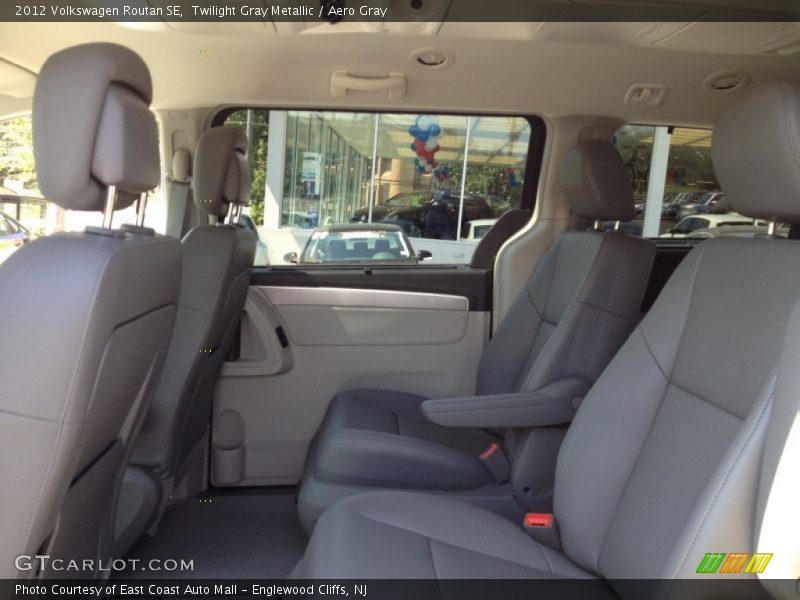 Twilight Gray Metallic / Aero Gray 2012 Volkswagen Routan SE